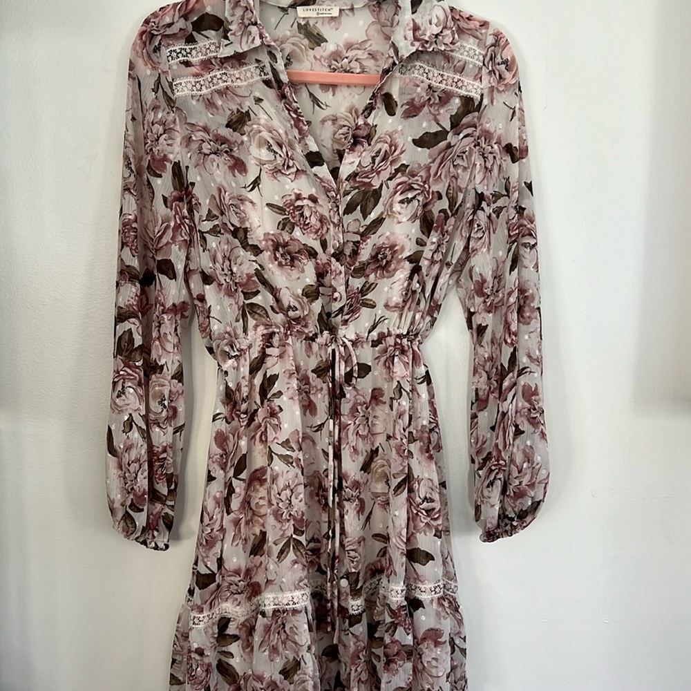 Sweet flower dress w separate slip underneath